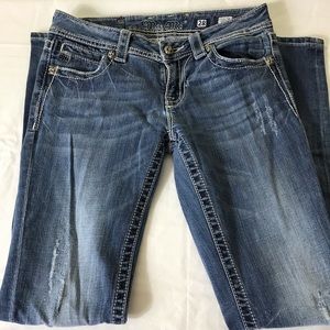 Miss Me Distressed jeans Size 28